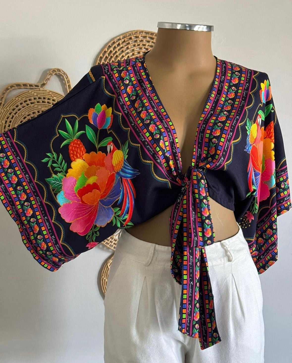 Brazilian Crop Top - POMPOM - black| Maria Mariá