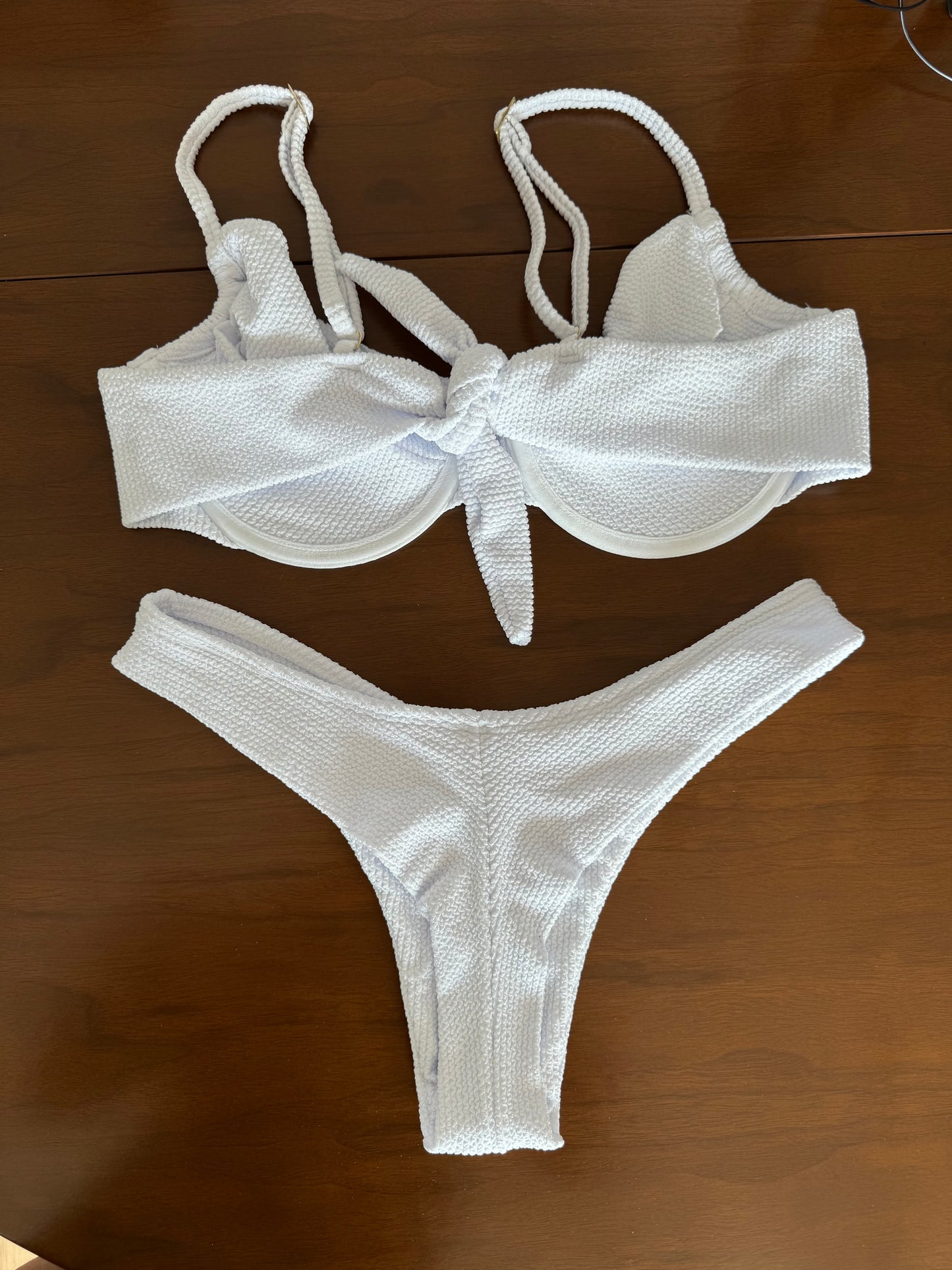 Bikini Lola - White  | ByC